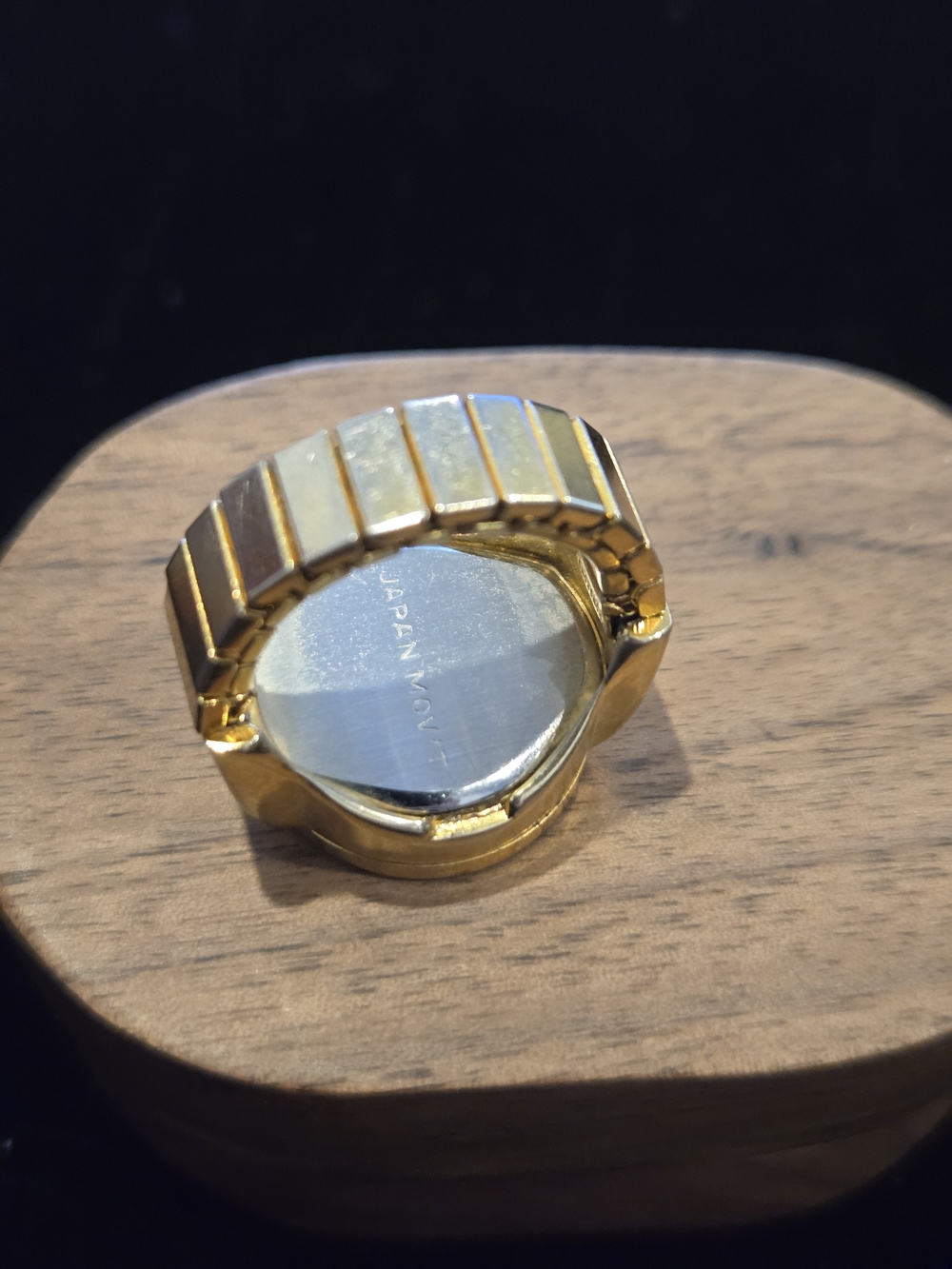 Vintage Bonetto Digits Gold-Tone Yellow Dial Crystal Accent Finger Watch - Picture 7 of 13